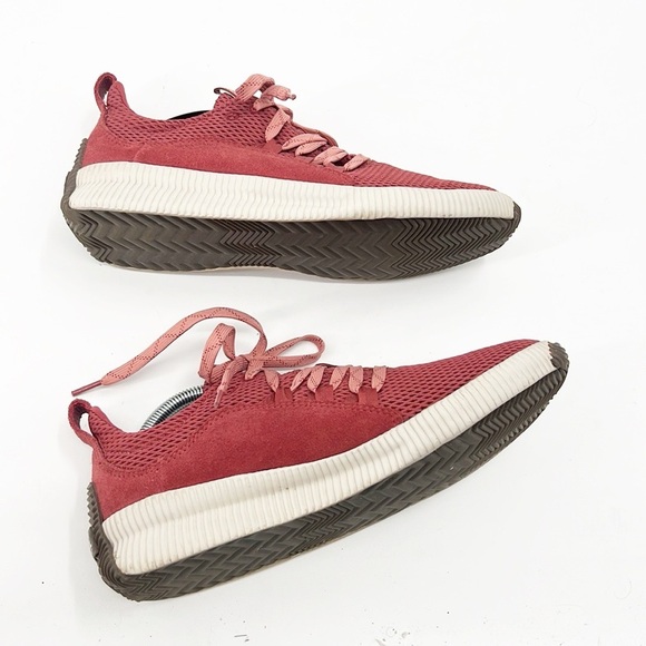 Sorel Out N About Plus Dusty Crimson Lace Up Sneakers Size 9 - Picture 4 of 11